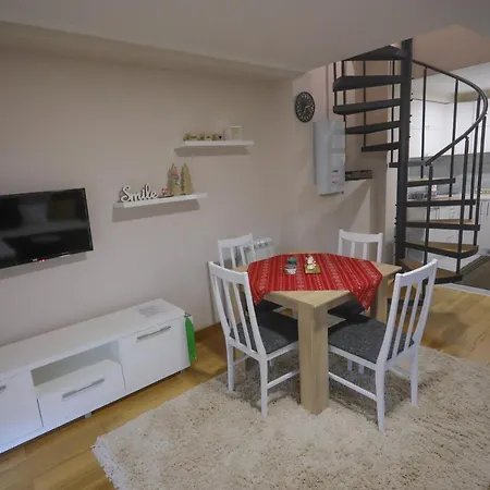 Hotel apartamentowy Mipet