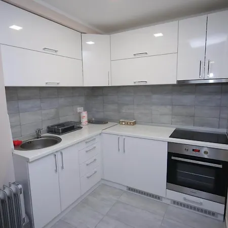 Hotel apartamentowy Mipet 3*