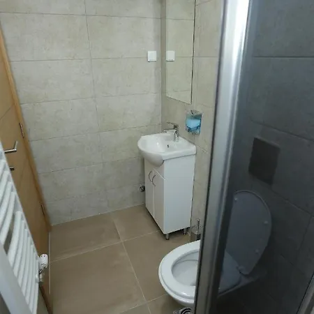 公寓式酒店 Mipet 兹拉蒂博尔