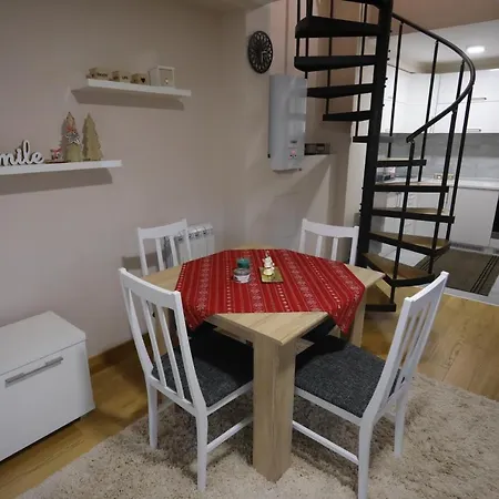 Mipet Hotel apartamentowy 3*